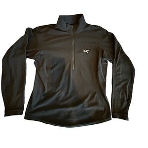 Black womens arcteryx quarter zip